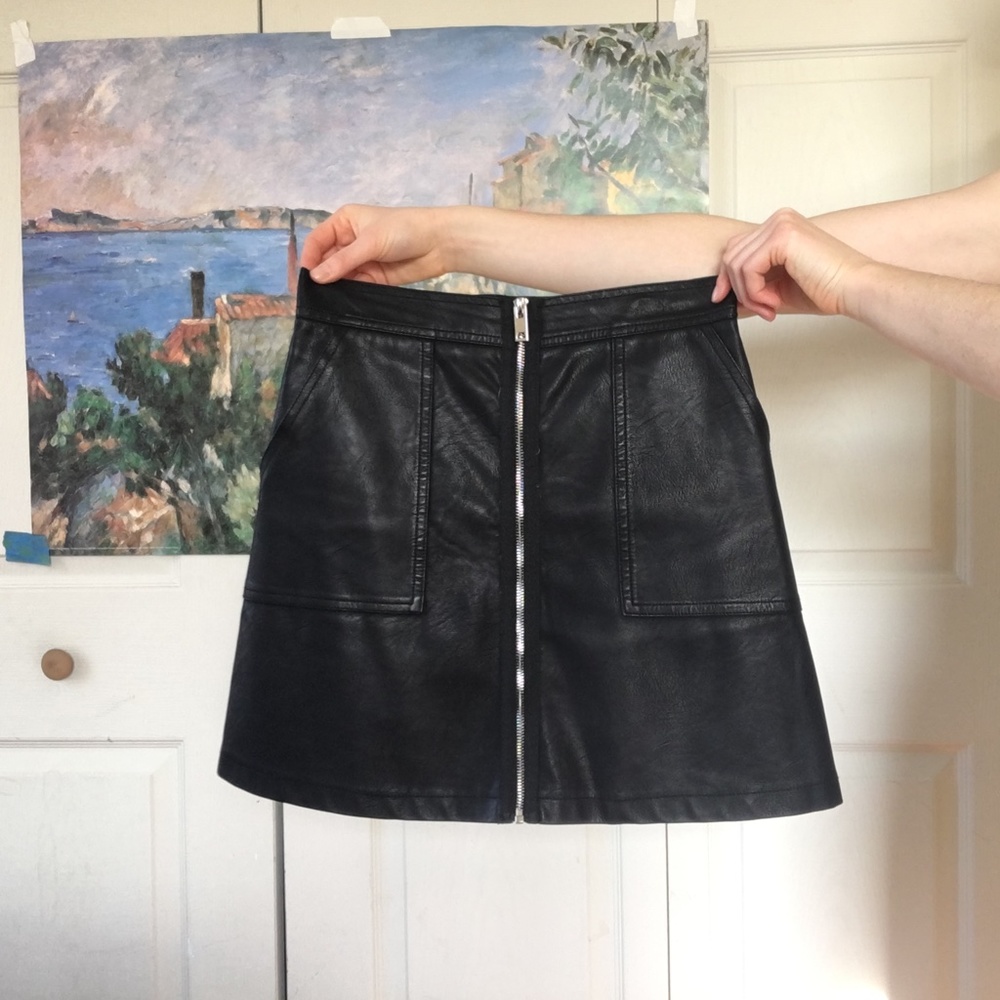 black leather skirt with zipper